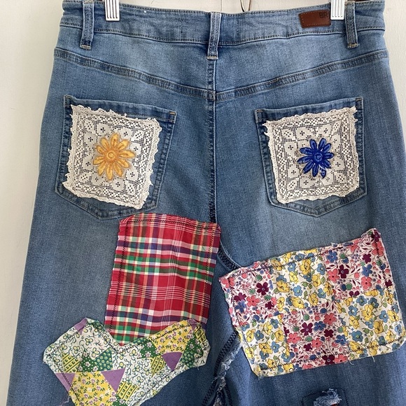 Upcycled denim jean patchwork / button embellished boho cottagecore maxiskirt 29 - Picture 12 of 15